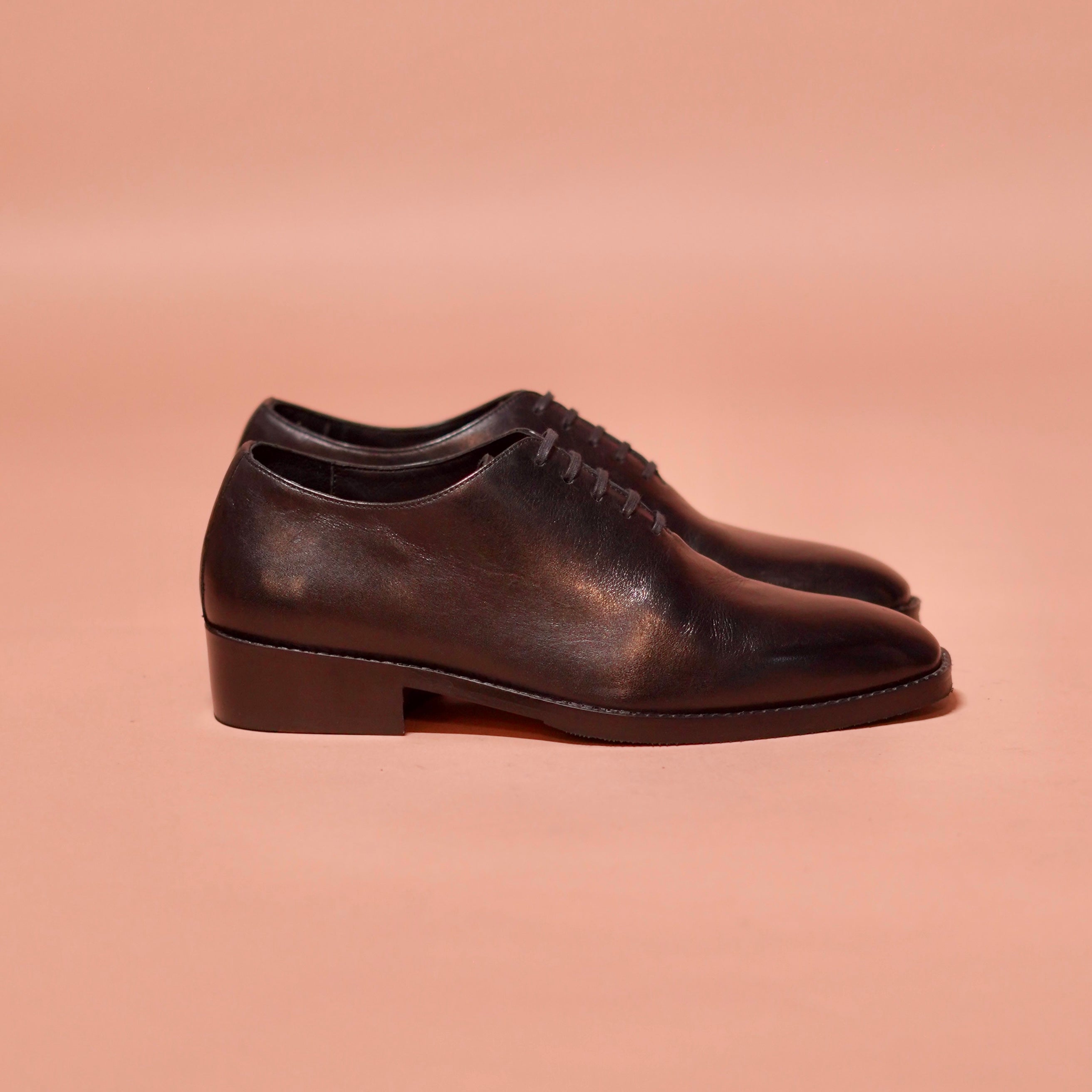 Belismo Nero | Black leather whole cut Oxfords